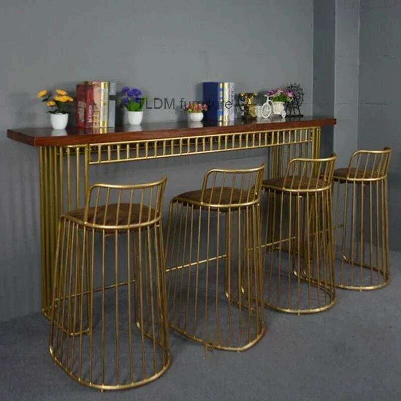 Commercial Kitchen Lighting Design - Sillas de Bar de diseño de